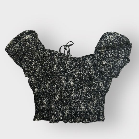 Papermoon ruched cottage style cropped blouse - Picture 5 of 8